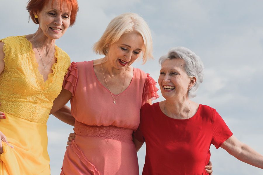 Seniors embrace the single life